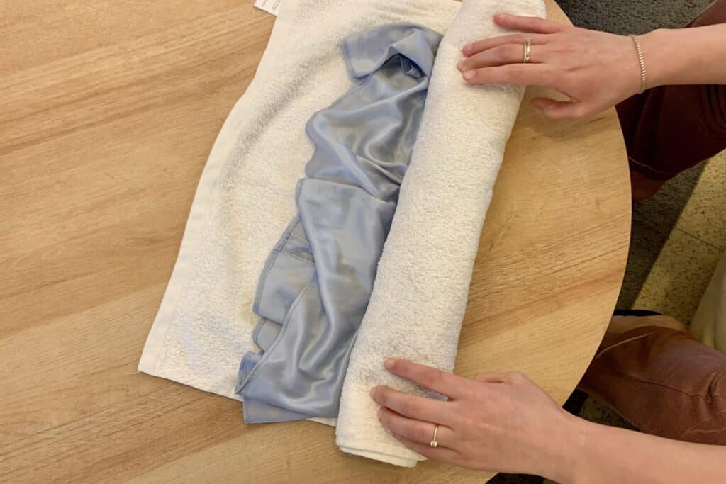 silk dress towel padding technique